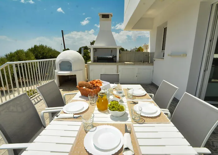 ヴィラ Christina *